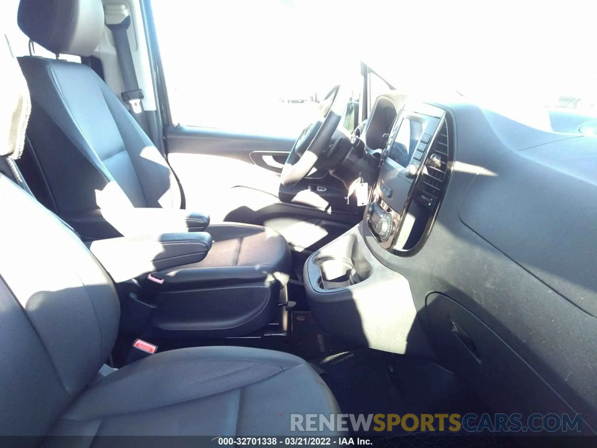 5 fotografías del automóvil dañado W1WV0FEY5M3857950 MERCEDES-BENZ METRIS PASSENGER VAN 2021