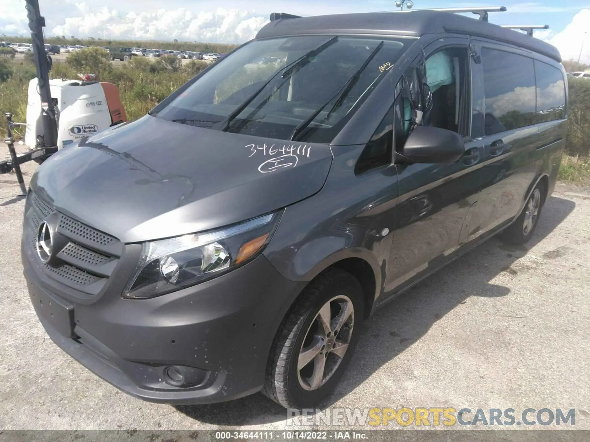 2 fotografías del automóvil dañado W1XV0FEYXM3826690 MERCEDES-BENZ METRIS PASSENGER VAN 2021