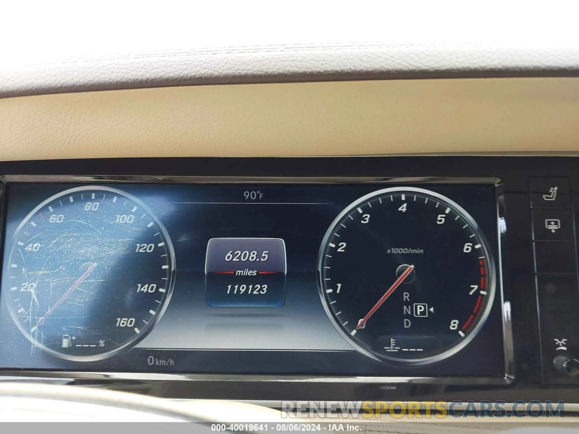 7 fotografías del automóvil dañado WDDUG8FB7FA140818 MERCEDES-BENZ S 2015