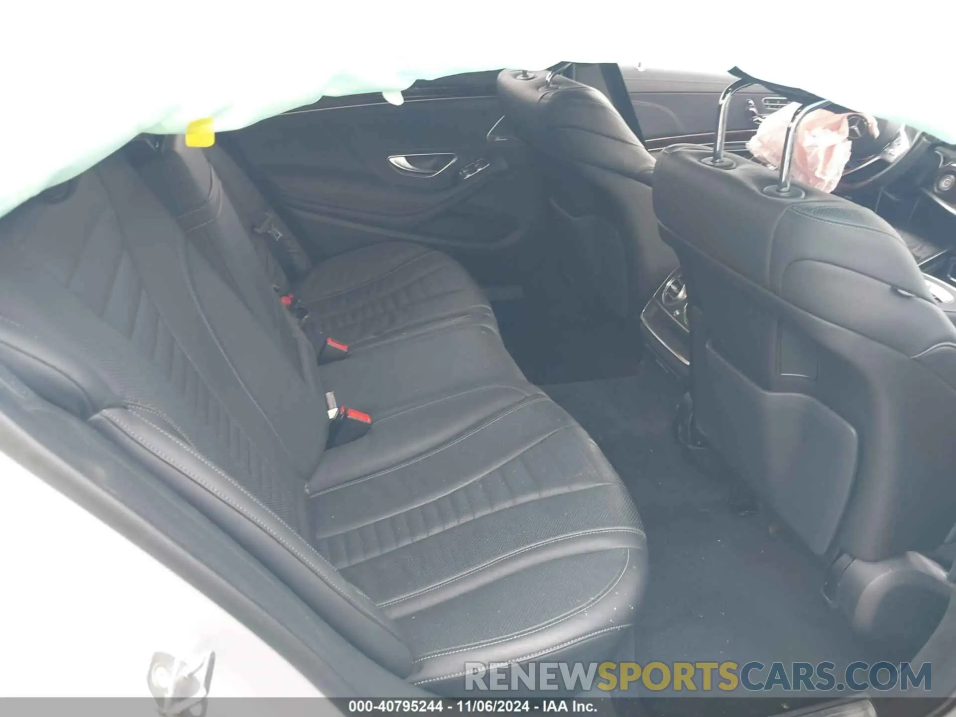 8 fotografías del automóvil dañado WDDUG8DB4LA524151 MERCEDES-BENZ S 2020