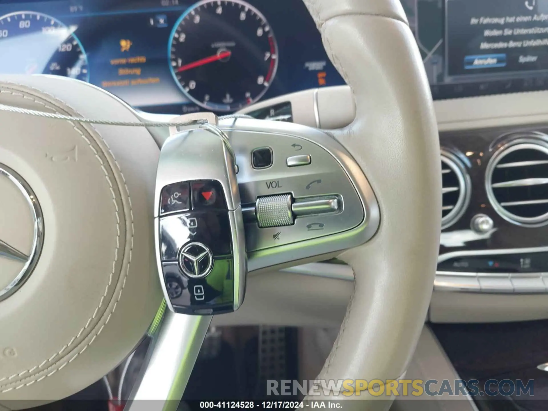 11 fotografías del automóvil dañado WDDUG6GB1KA453375 MERCEDES-BENZ S 450 2019