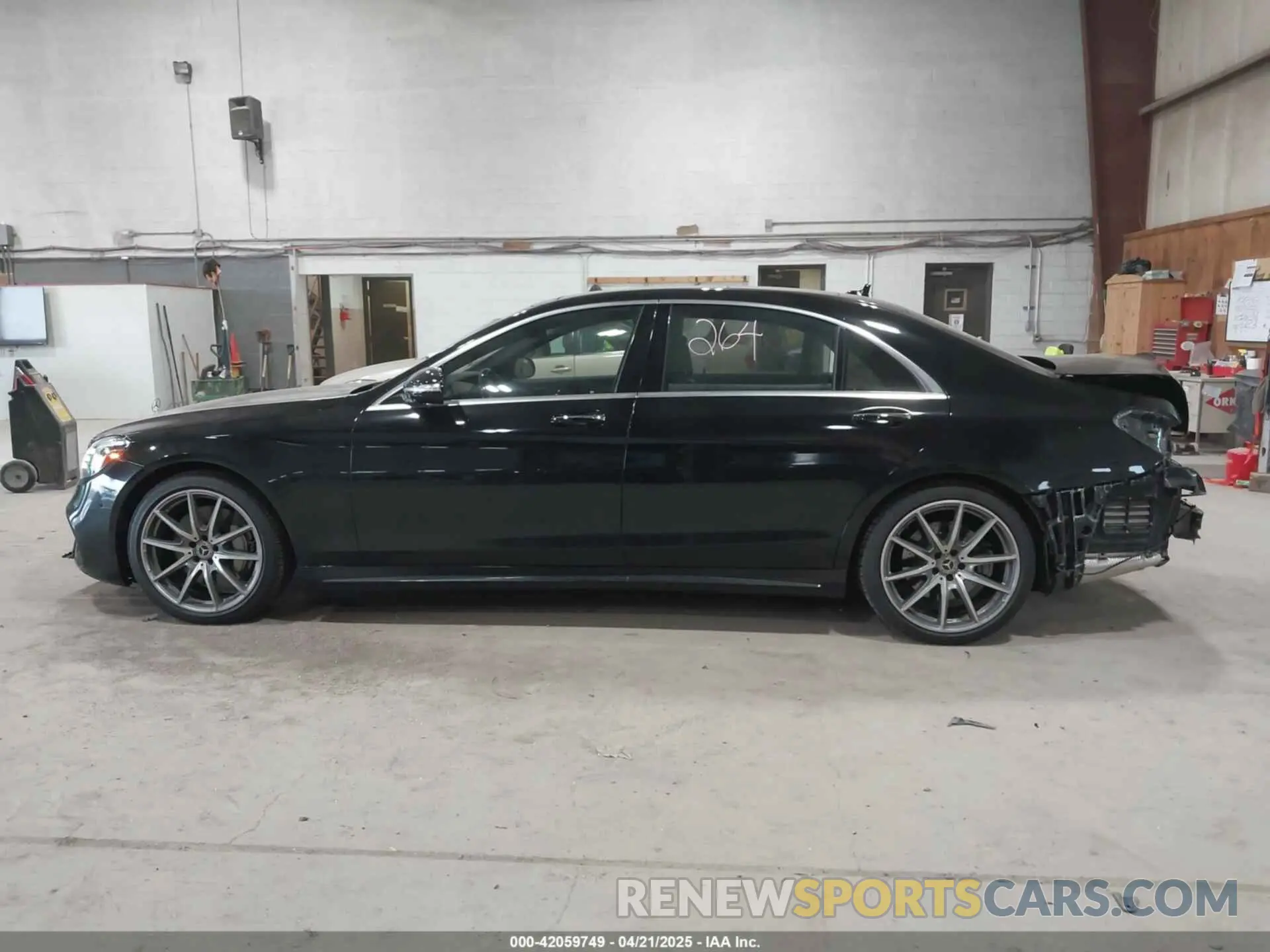15 fotografías del automóvil dañado WDDUG6GB7KA455597 MERCEDES-BENZ S 450 2019