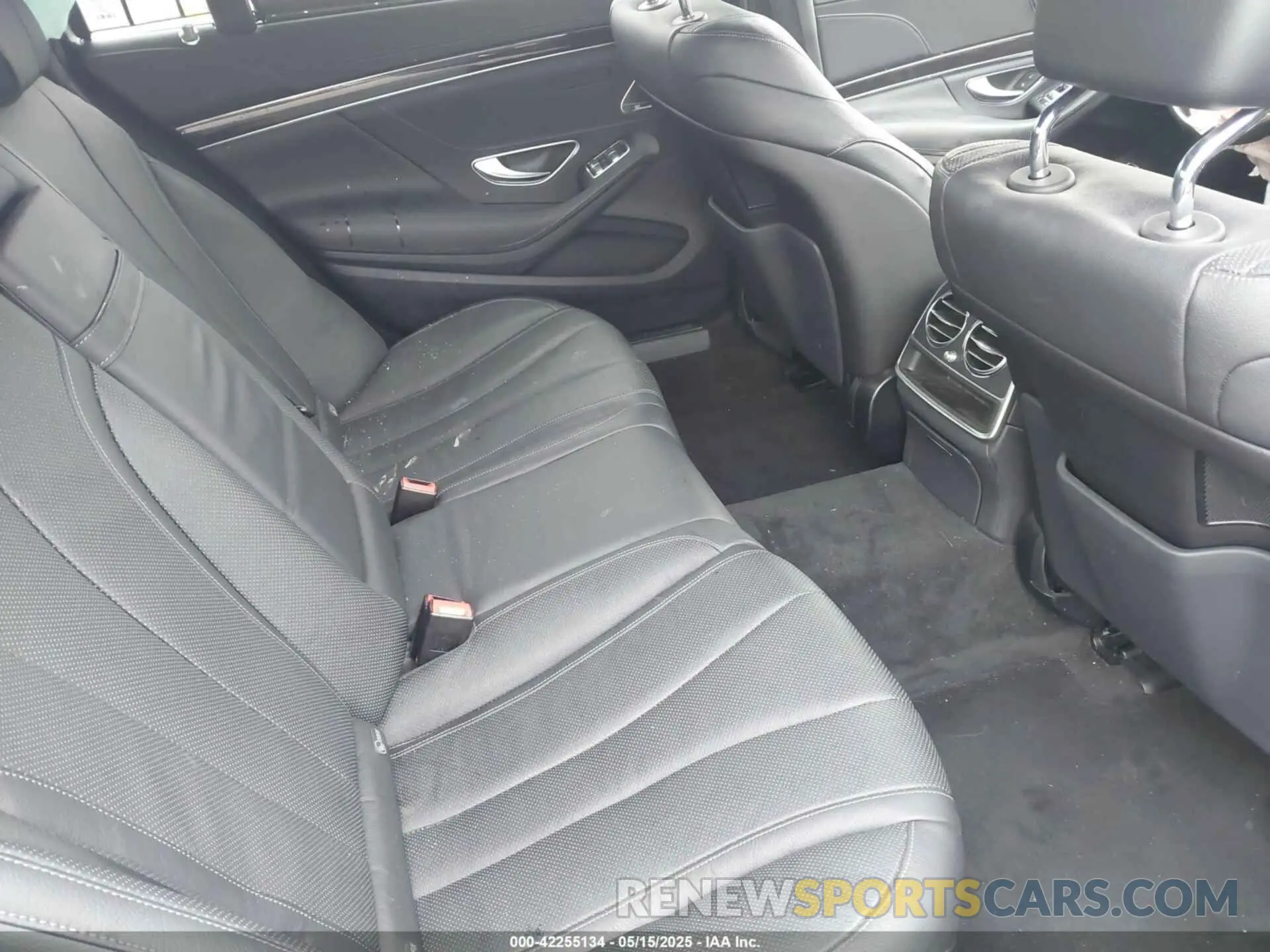 8 fotografías del automóvil dañado W1KUG6EBXLA528661 MERCEDES-BENZ S 450 2020