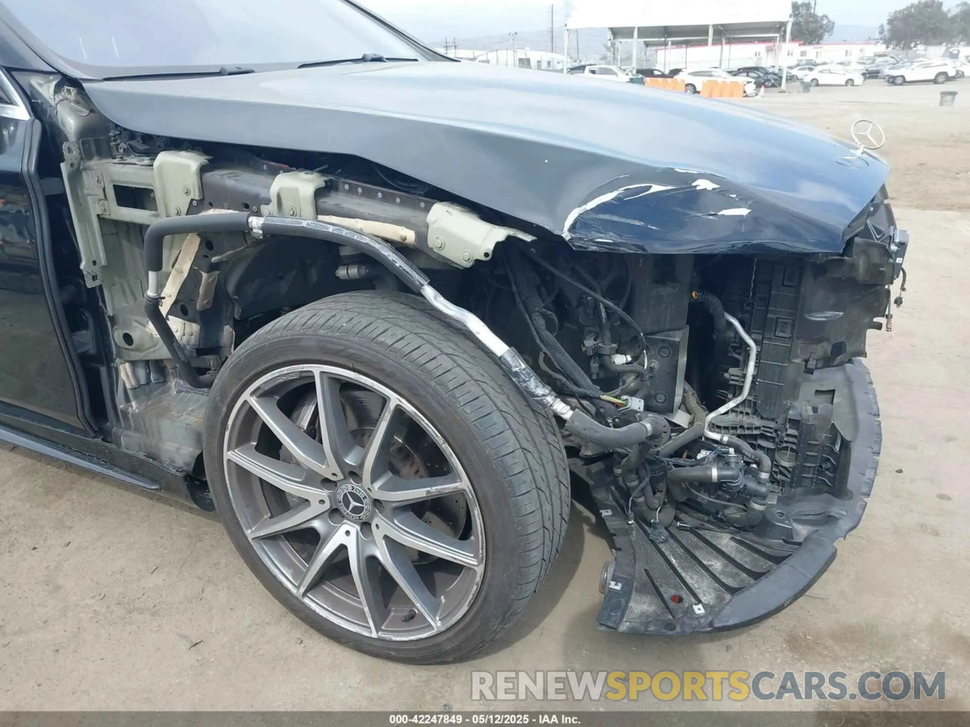 6 fotografías del automóvil dañado WDDUG6GB2LA517568 MERCEDES-BENZ S 450 2020