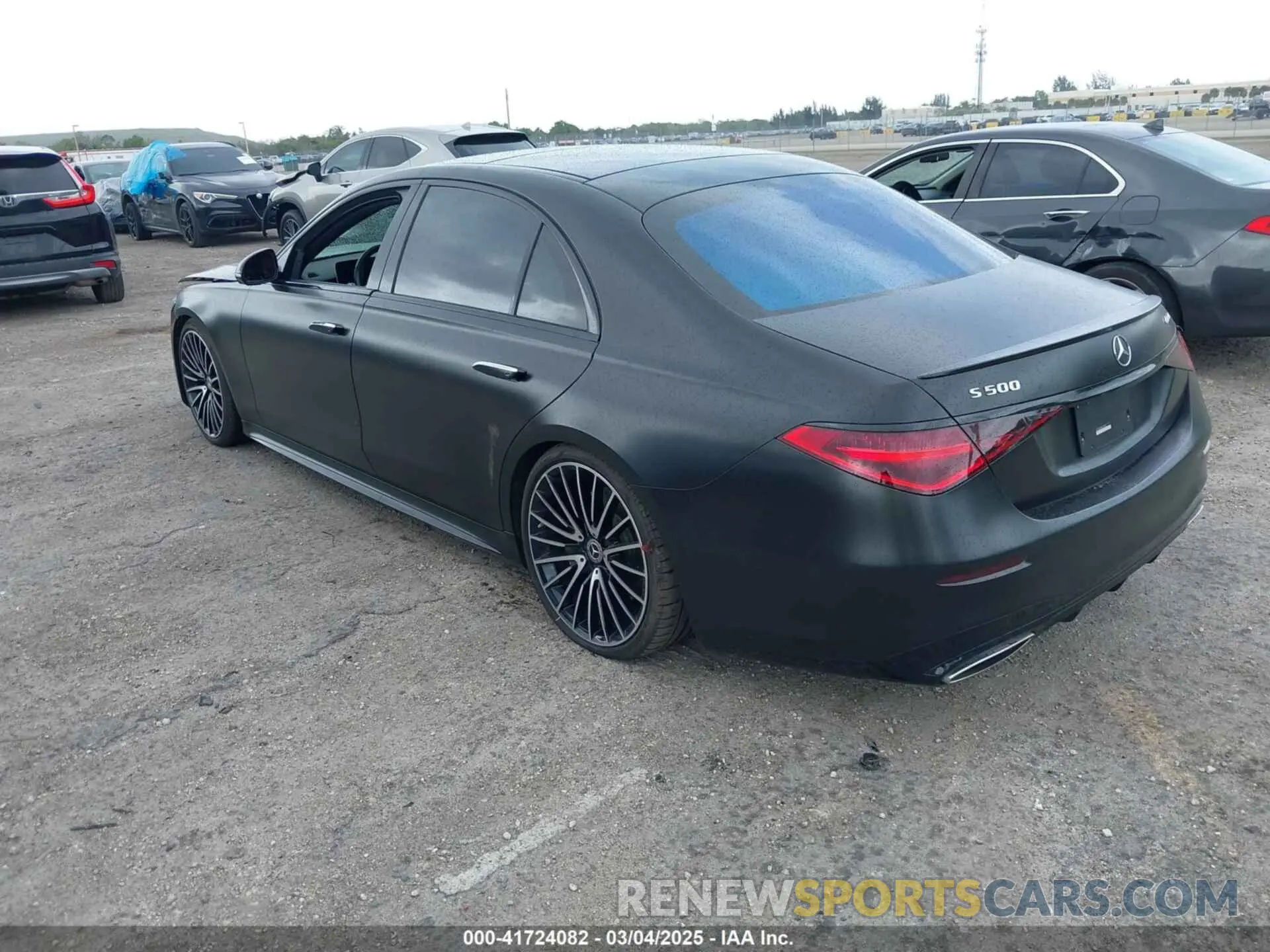 3 fotografías del automóvil dañado W1K6G6DB0NA148354 MERCEDES-BENZ S 500 2022