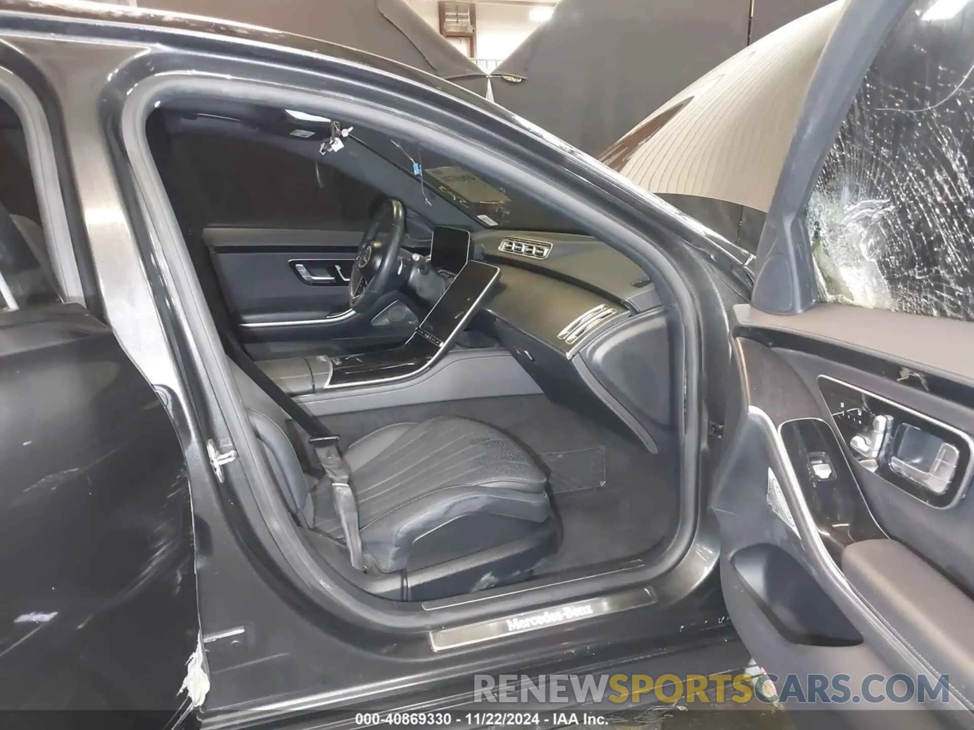 5 fotografías del automóvil dañado W1K6G6DB3NA071592 MERCEDES-BENZ S 500 2022