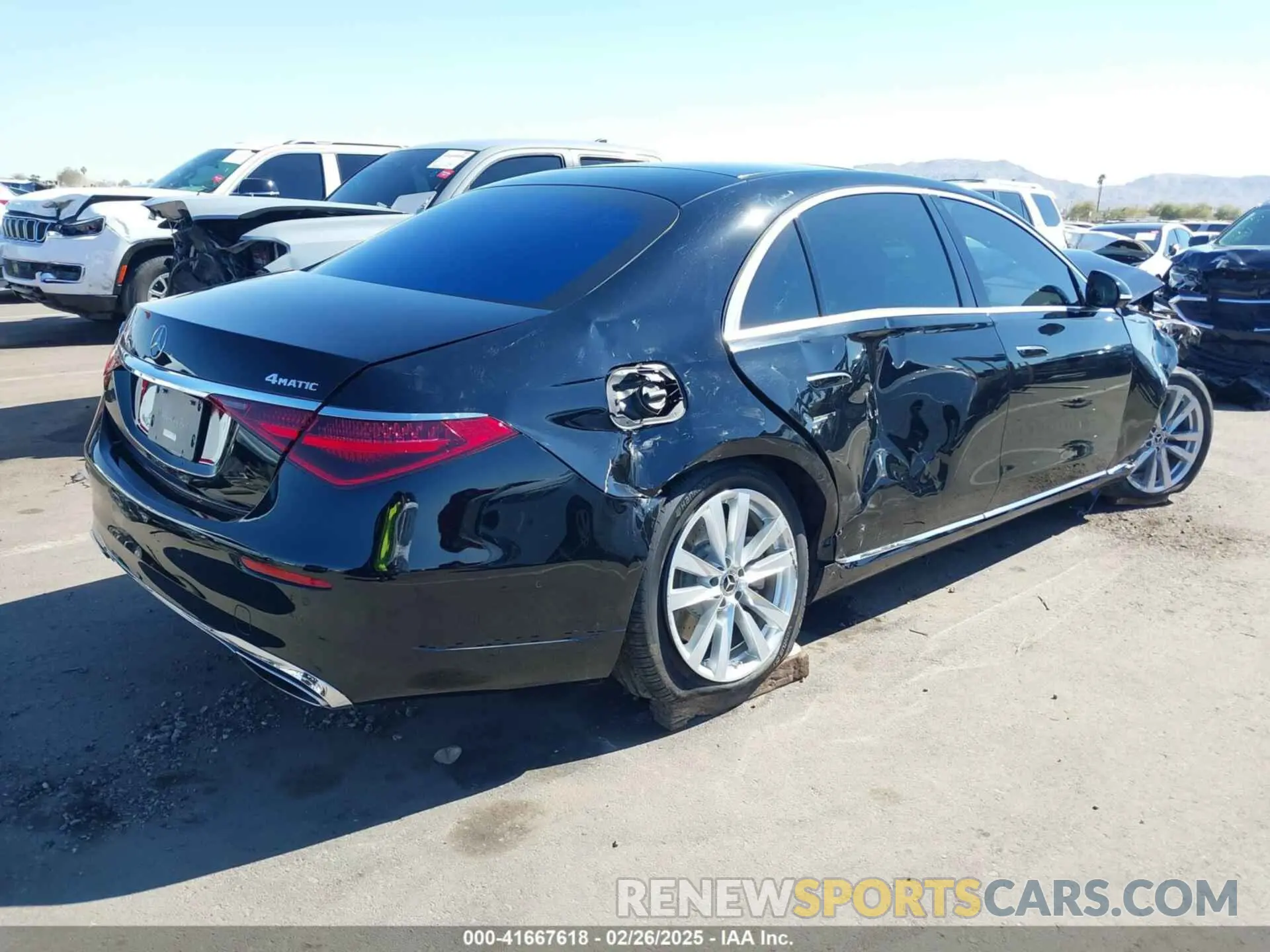 4 fotografías del automóvil dañado W1K6G6DB5PA171535 MERCEDES-BENZ S 500 2023