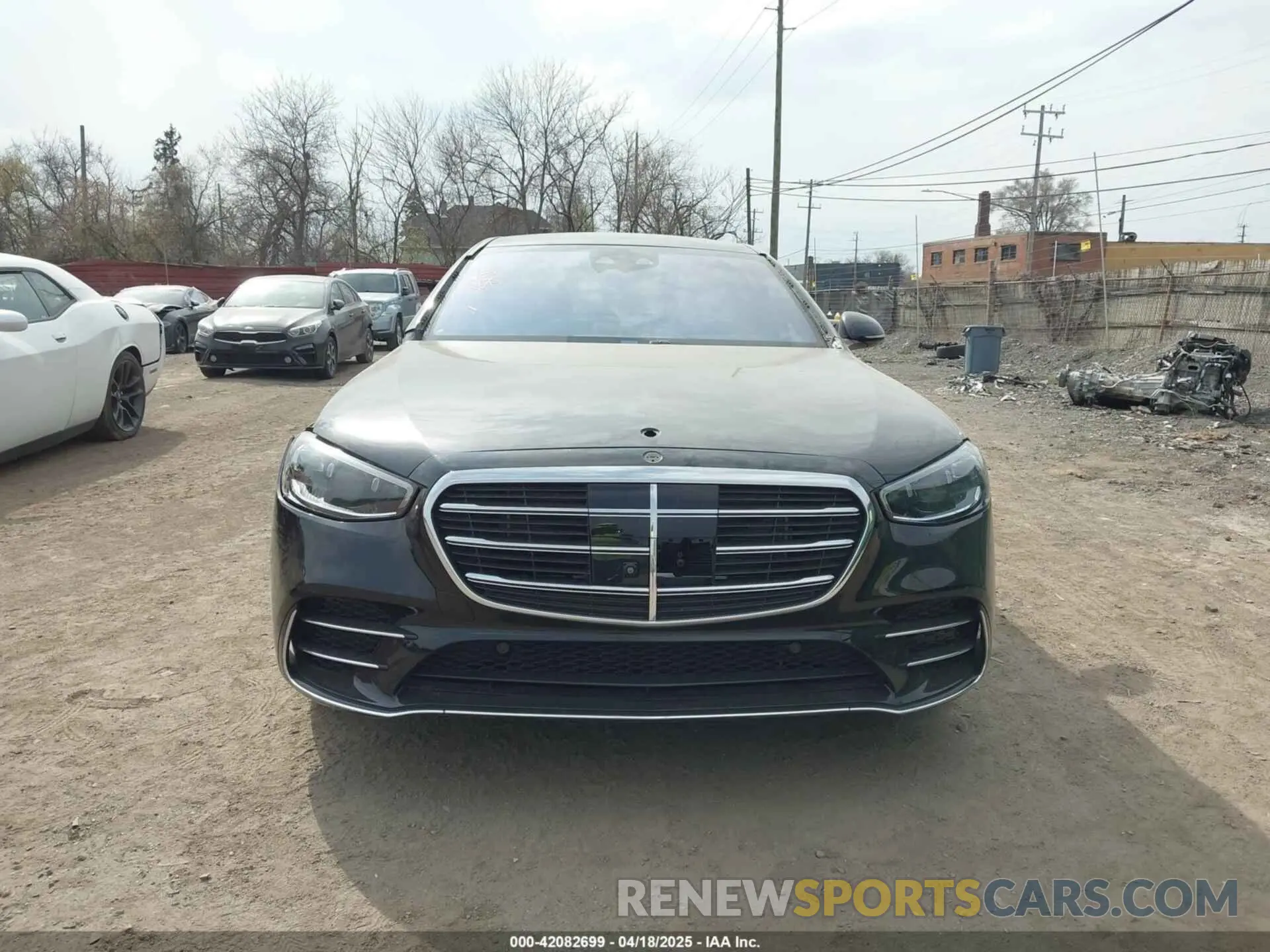 12 fotografías del automóvil dañado W1K6G6DB5PA172216 MERCEDES-BENZ S 500 2023