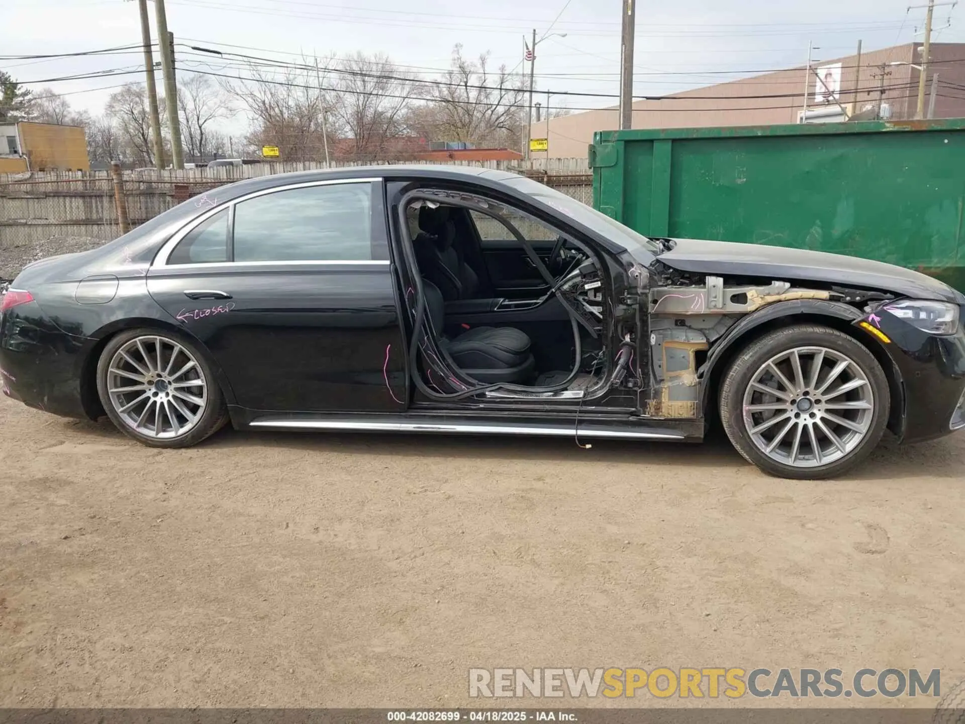 13 fotografías del automóvil dañado W1K6G6DB5PA172216 MERCEDES-BENZ S 500 2023