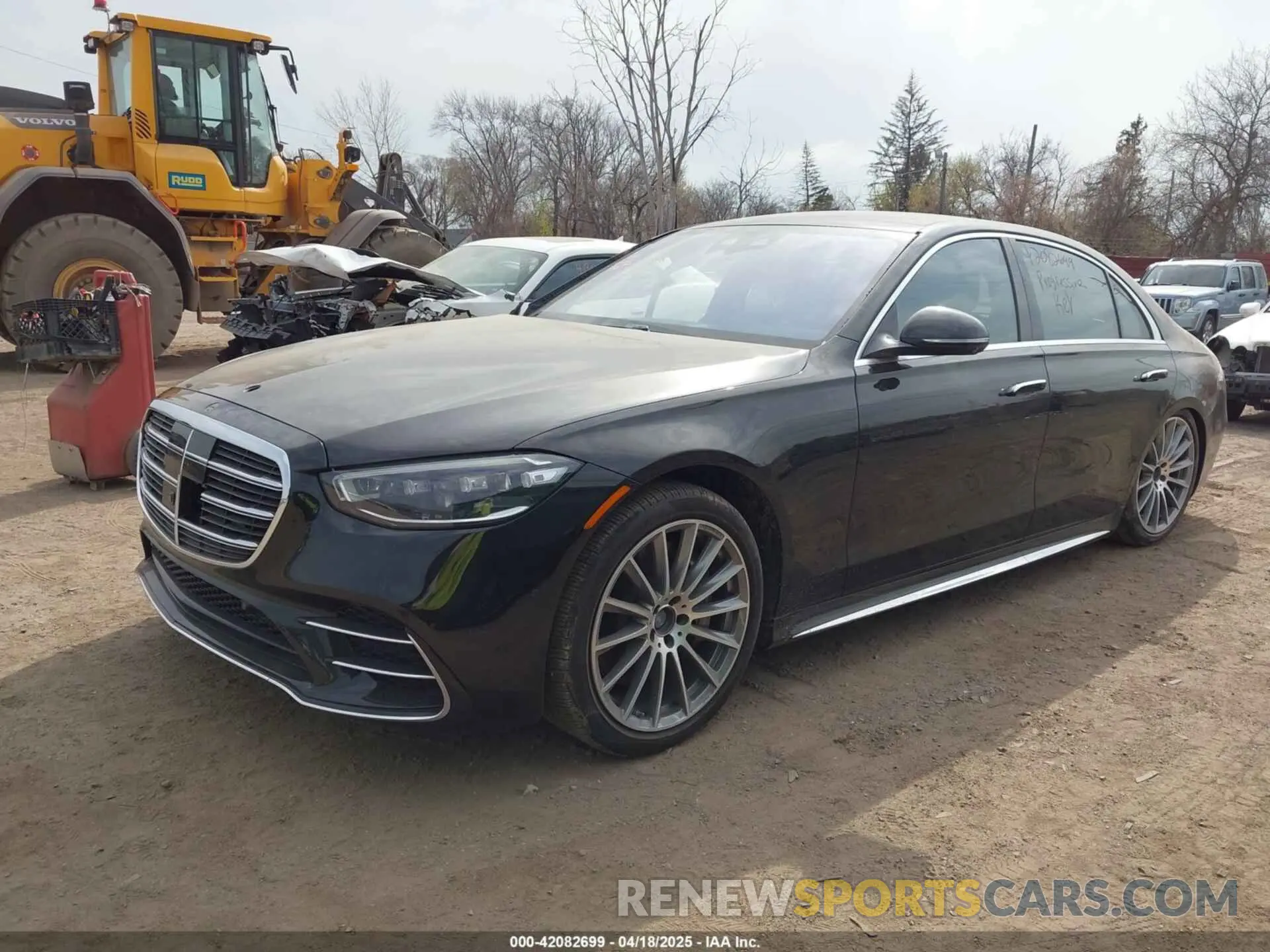 2 fotografías del automóvil dañado W1K6G6DB5PA172216 MERCEDES-BENZ S 500 2023