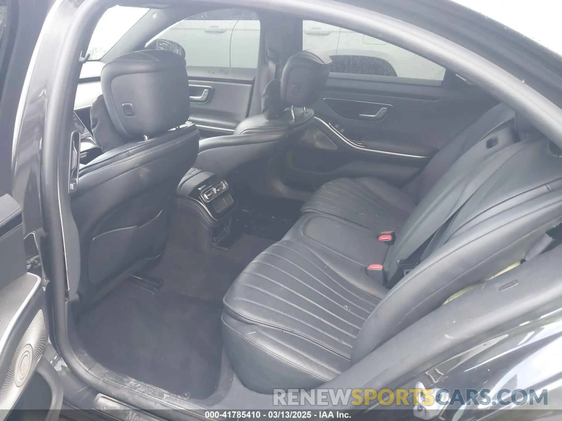 8 fotografías del automóvil dañado W1K6G6DB8PA216371 MERCEDES-BENZ S 500 2023