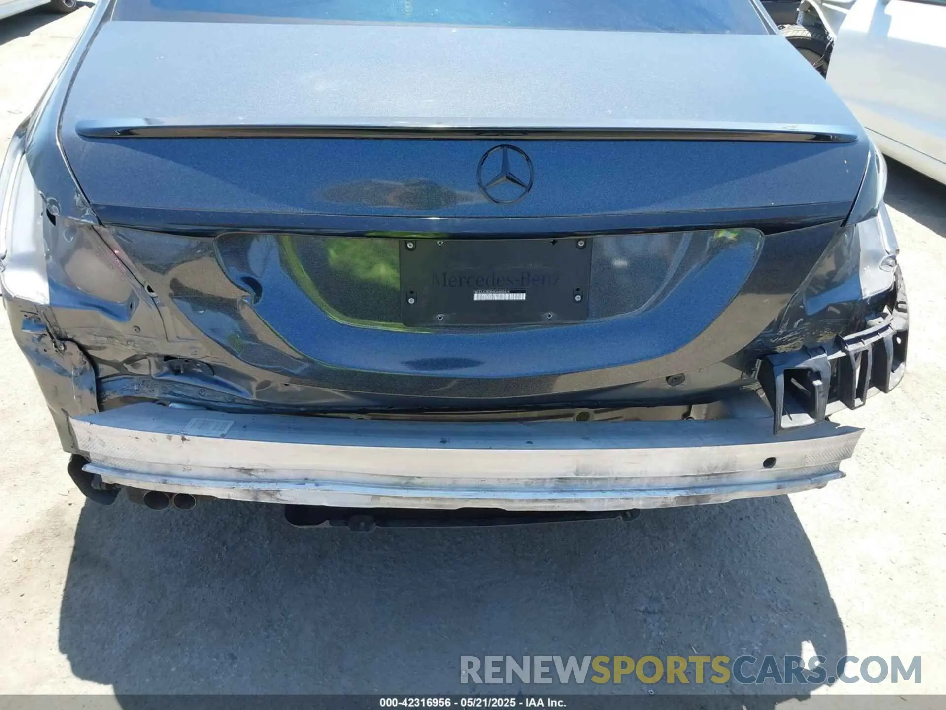 6 fotografías del automóvil dañado WDDUG8DB6KA480426 MERCEDES-BENZ S 560 2019