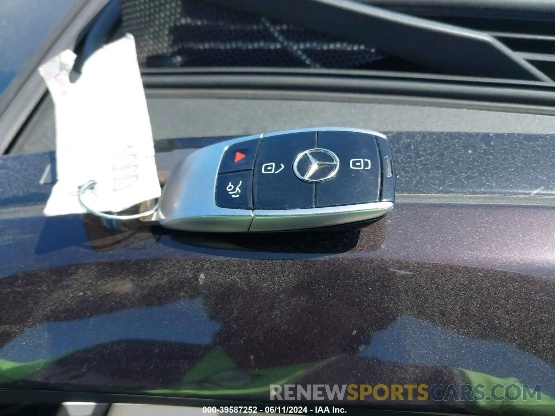 11 fotografías del automóvil dañado WDDUG8DB9KA476354 MERCEDES-BENZ S 560 2019