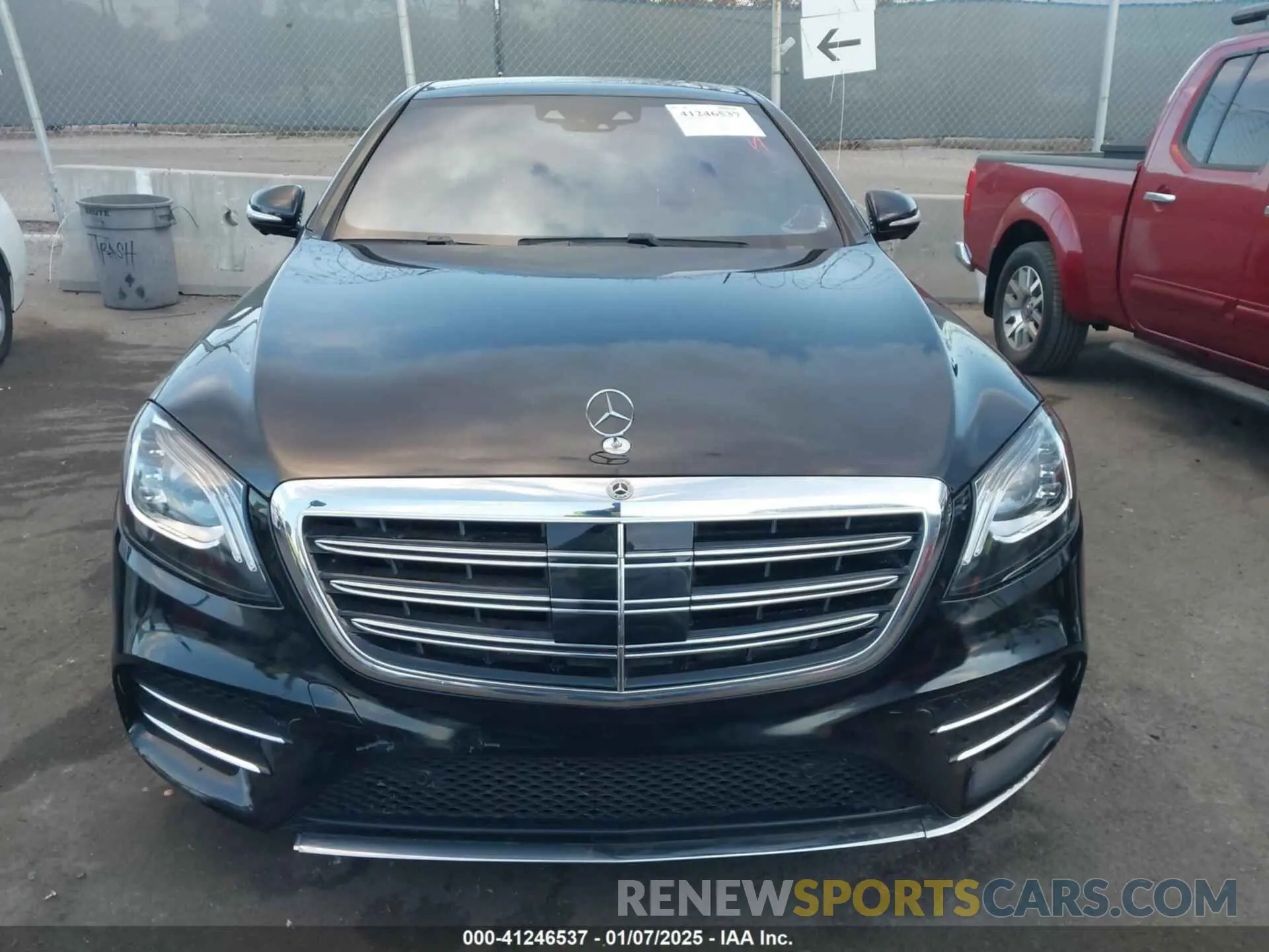 12 fotografías del automóvil dañado WDDUG8DBXKA436865 MERCEDES-BENZ S 560 2019