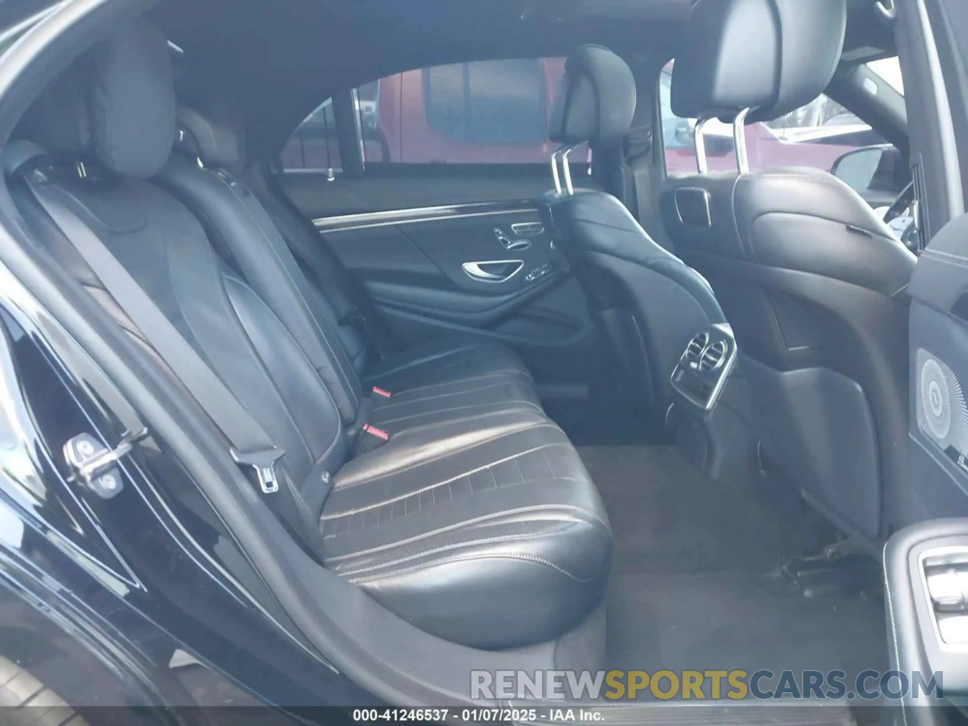8 fotografías del automóvil dañado WDDUG8DBXKA436865 MERCEDES-BENZ S 560 2019