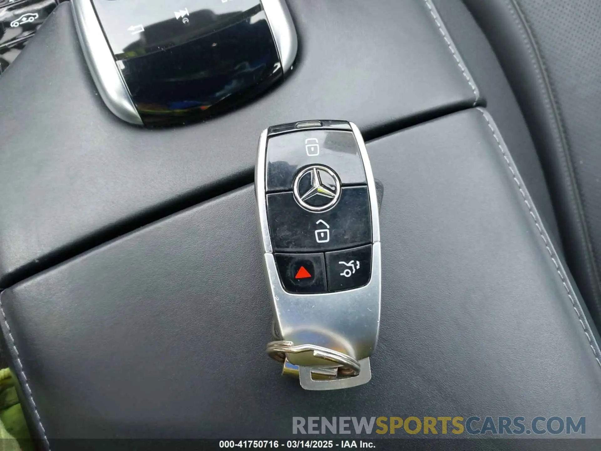 11 fotografías del automóvil dañado WDDUG8GB1KA430335 MERCEDES-BENZ S 560 2019