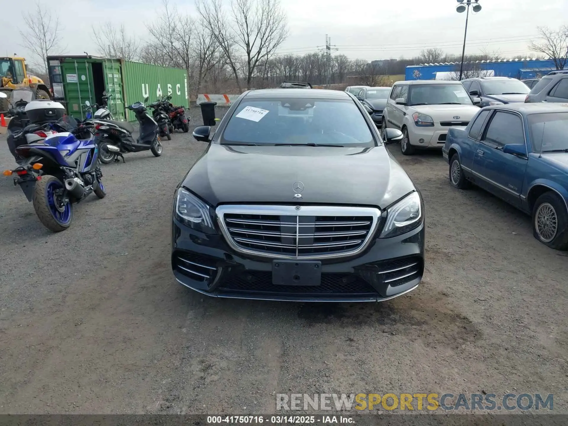 12 fotografías del automóvil dañado WDDUG8GB1KA430335 MERCEDES-BENZ S 560 2019