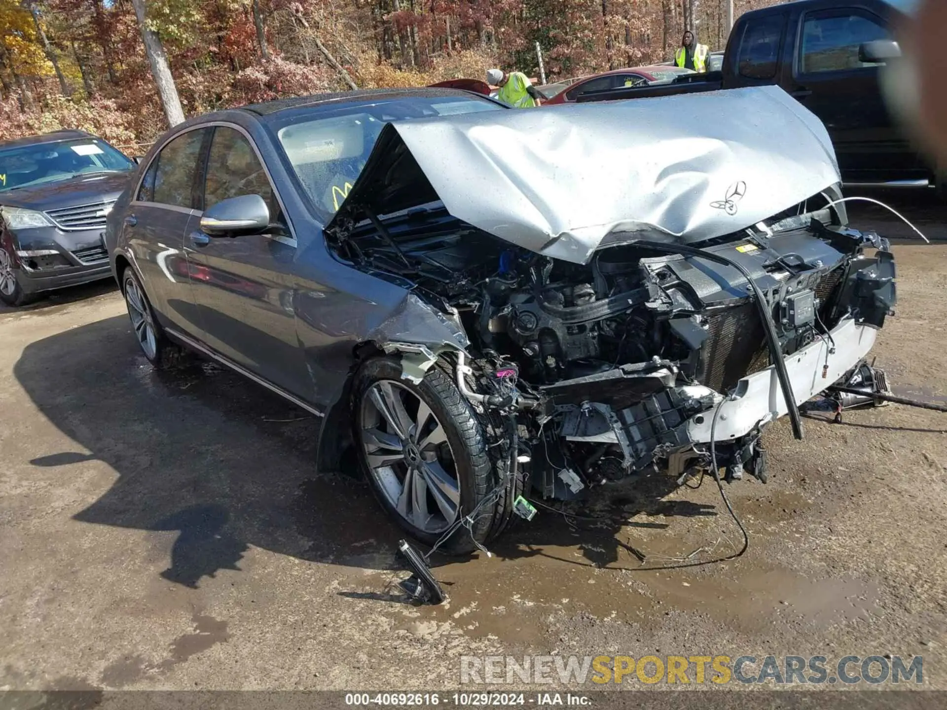 1 fotografías del automóvil dañado WDDUG8GB1KA444168 MERCEDES-BENZ S 560 2019