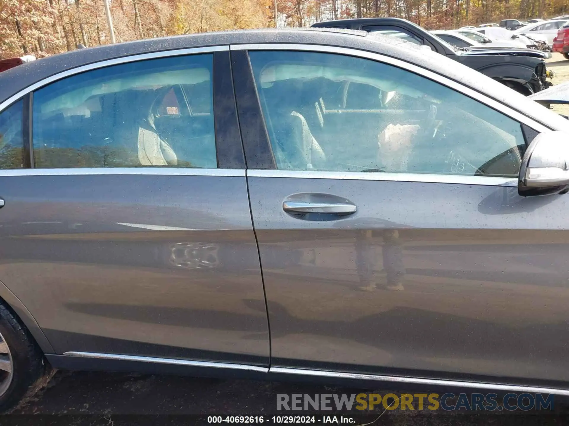 14 fotografías del automóvil dañado WDDUG8GB1KA444168 MERCEDES-BENZ S 560 2019