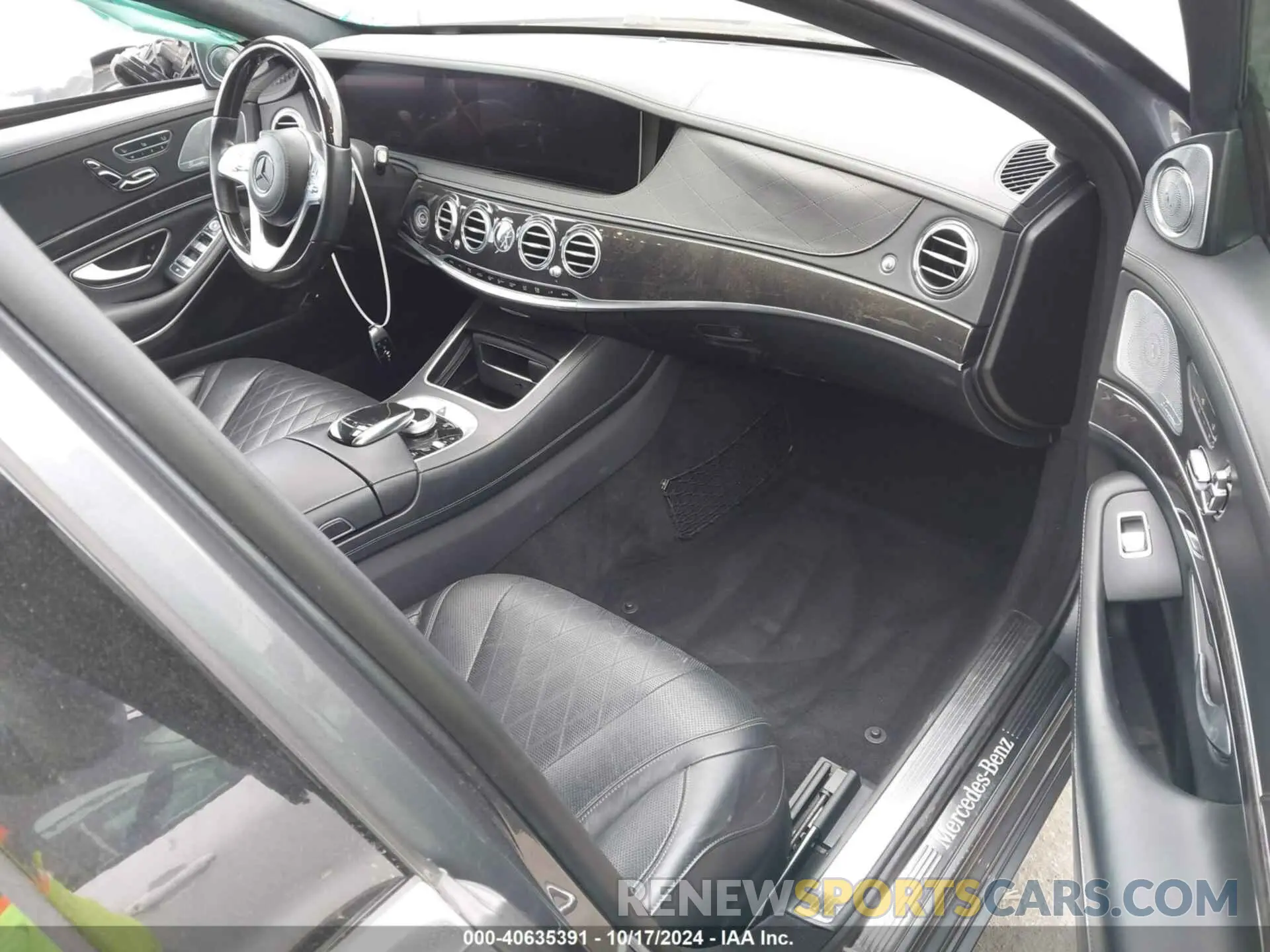 5 fotografías del automóvil dañado WDDUG8GB2KA473517 MERCEDES-BENZ S 560 2019