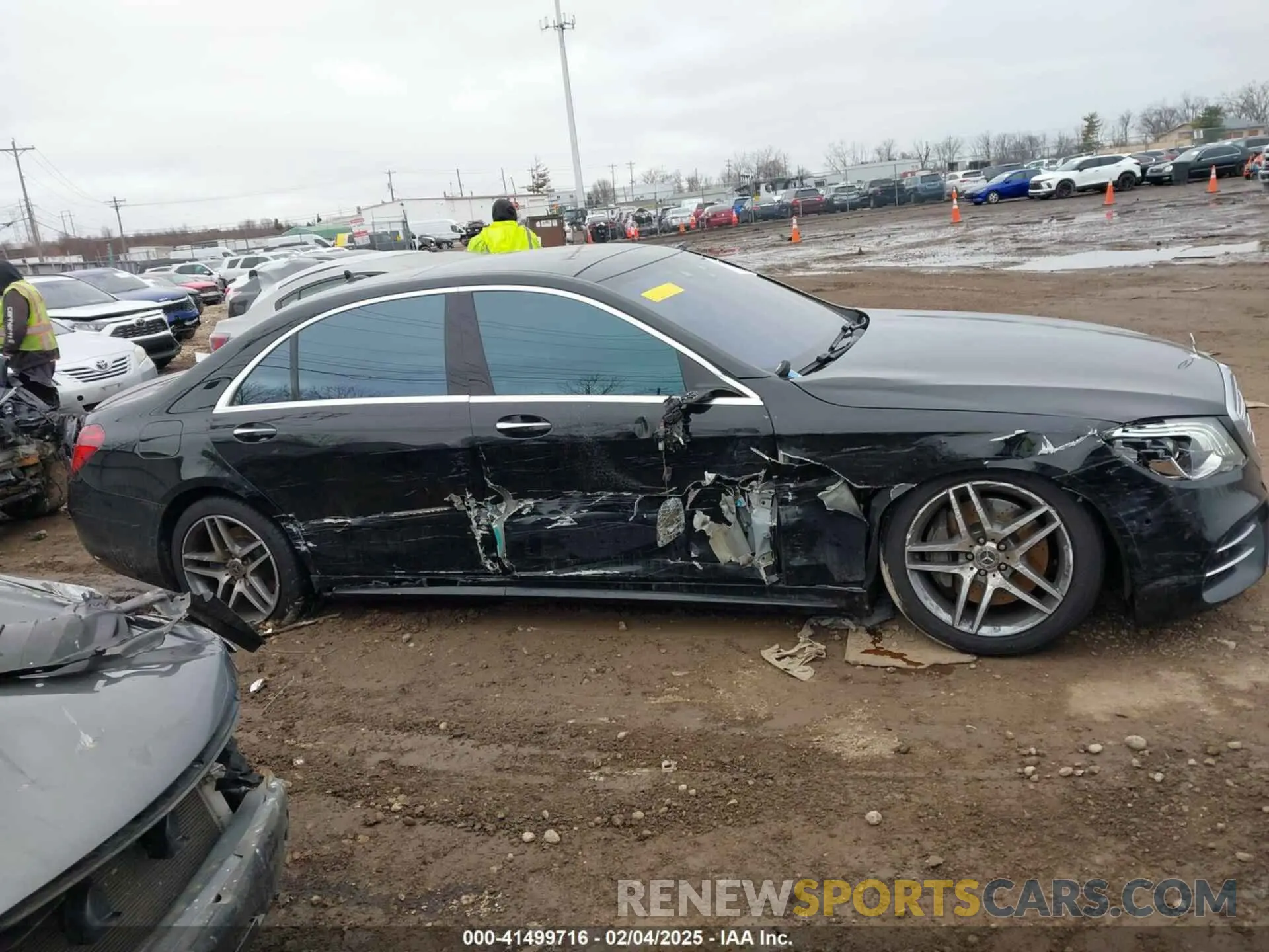 13 fotografías del automóvil dañado WDDUG8GB9KA429594 MERCEDES-BENZ S 560 2019