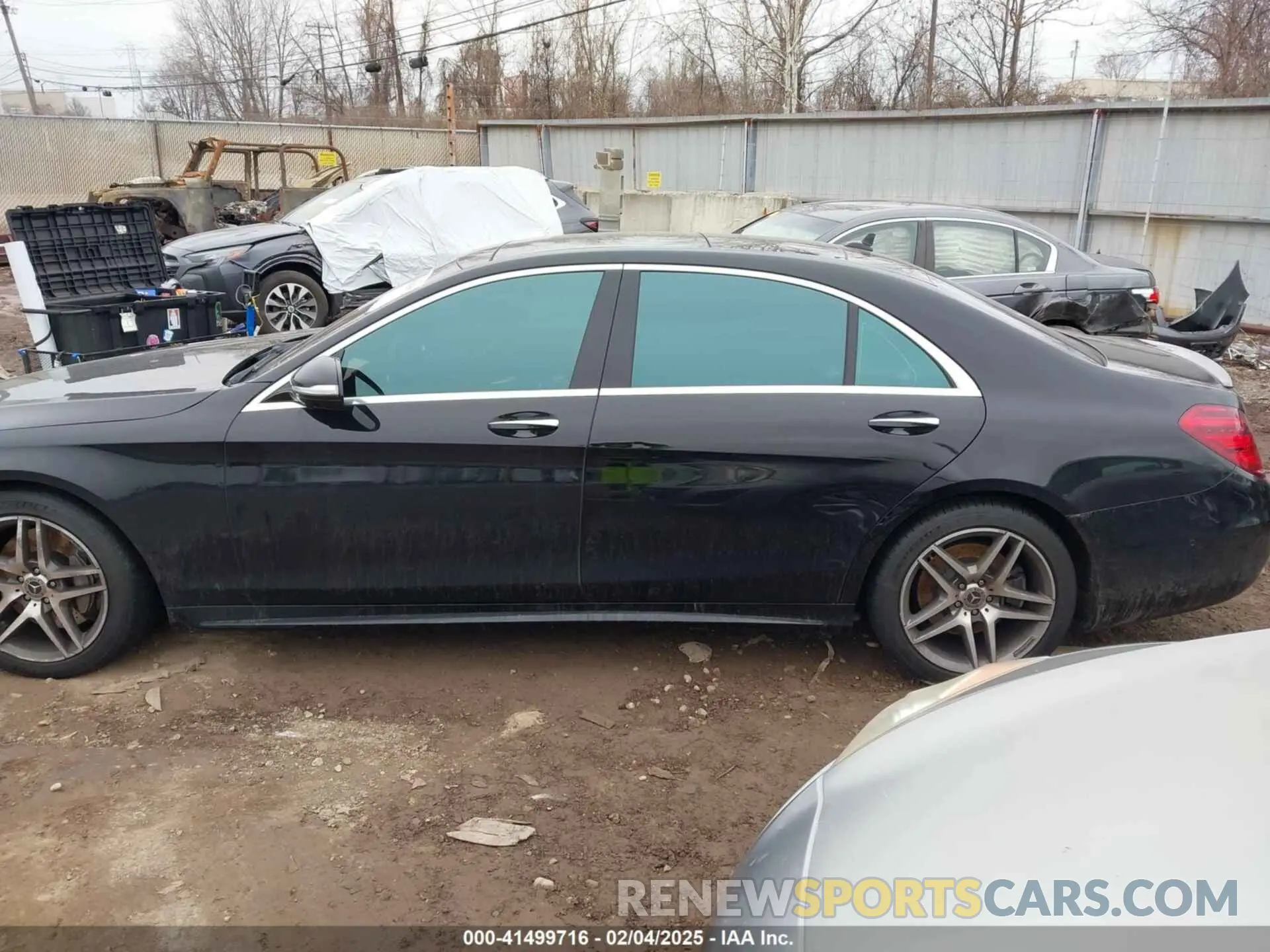 14 fotografías del automóvil dañado WDDUG8GB9KA429594 MERCEDES-BENZ S 560 2019