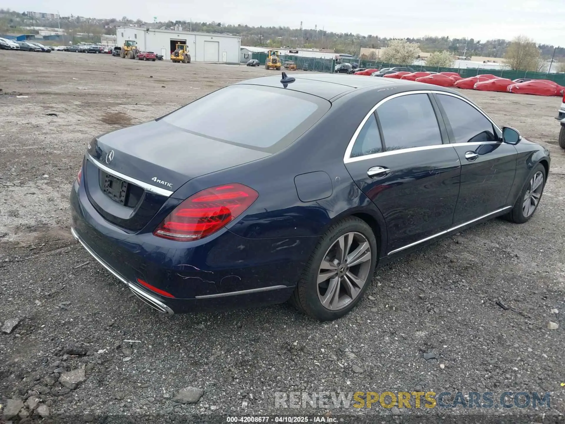 4 fotografías del automóvil dañado WDDUG8GB3LA517882 MERCEDES-BENZ S 560 2020