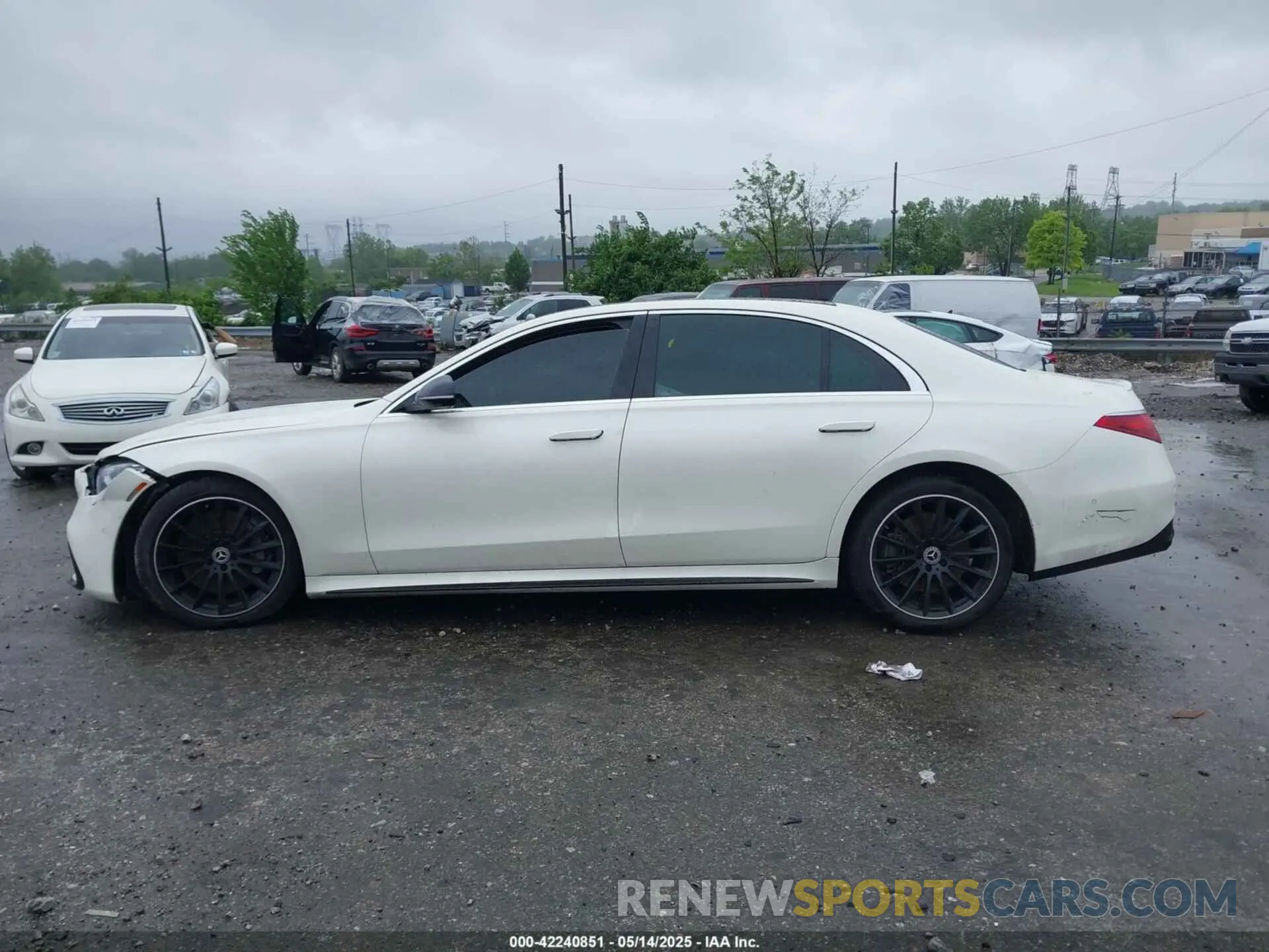 13 fotografías del automóvil dañado W1K6G7GB0NA143124 MERCEDES-BENZ S 580 2022