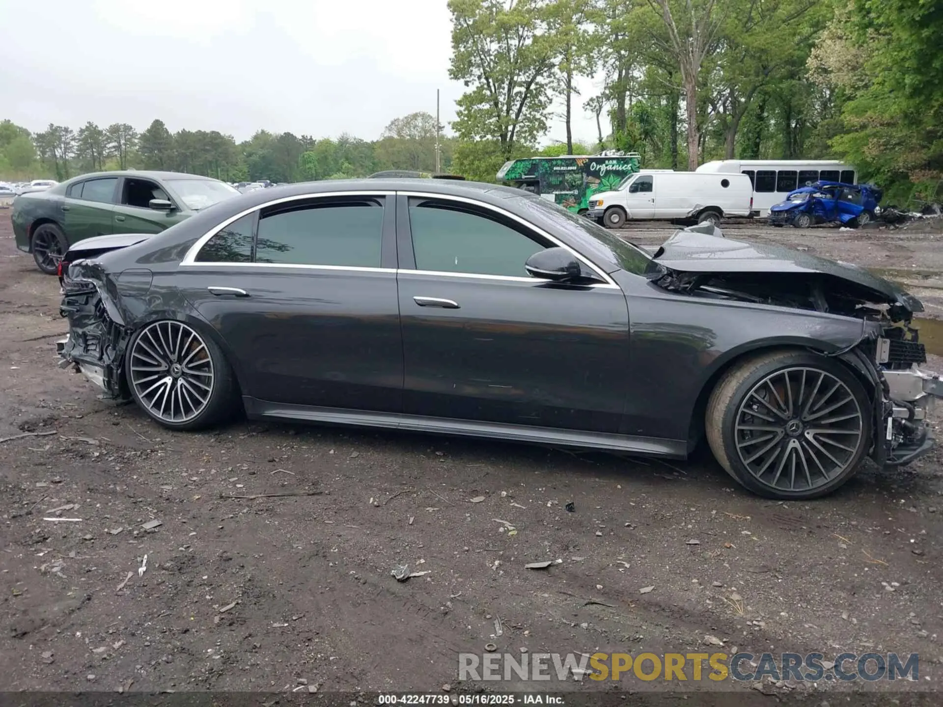 13 fotografías del automóvil dañado W1K6G7GB3NA065888 MERCEDES-BENZ S 580 2022
