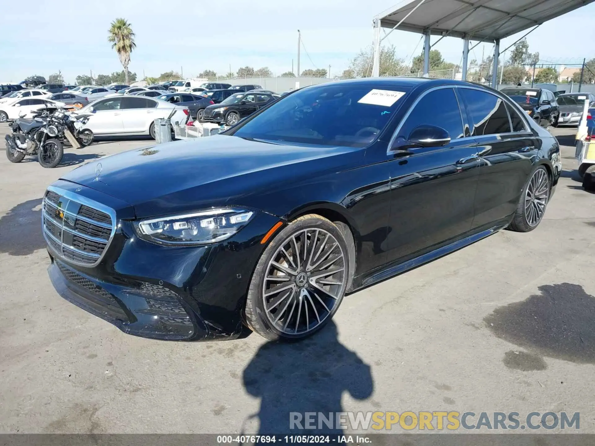 2 fotografías del automóvil dañado W1K6G7GB9NA106024 MERCEDES-BENZ S 580 2022