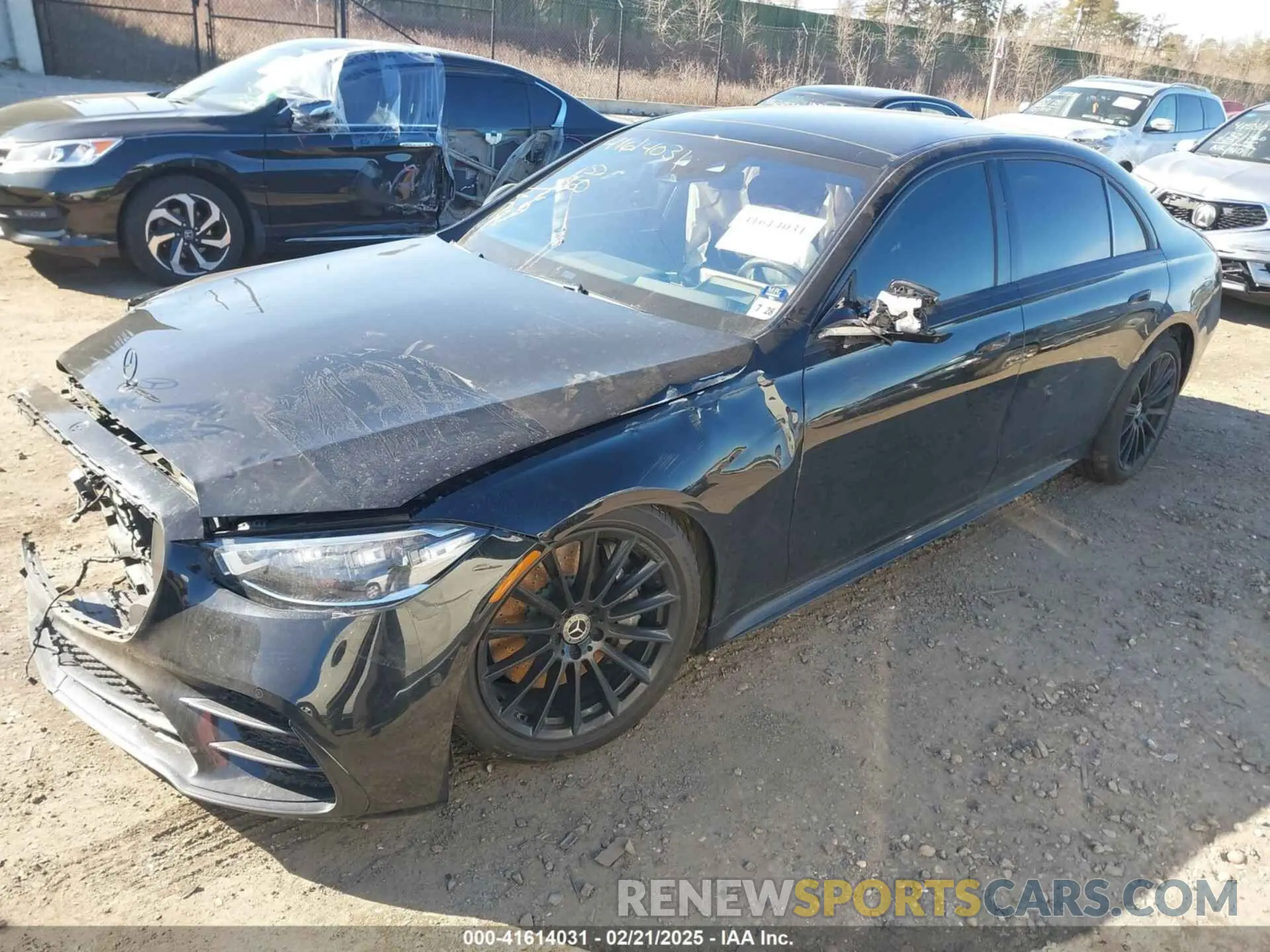 2 fotografías del automóvil dañado W1K6G7GB2PA236309 MERCEDES-BENZ S 580 2023