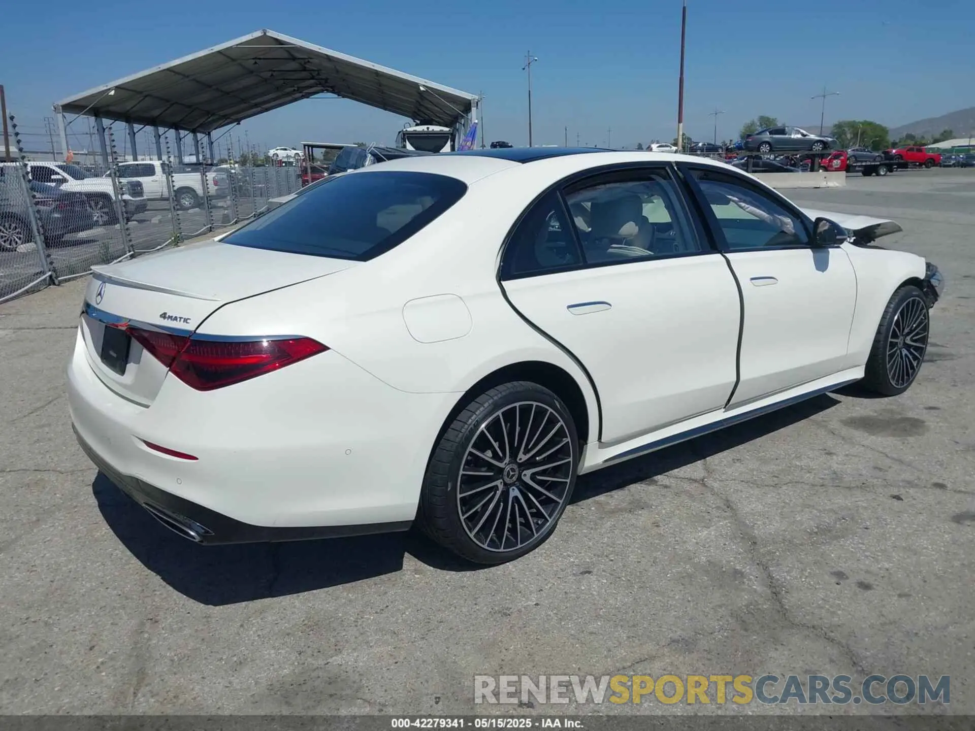 4 fotografías del automóvil dañado W1K6G7GB6PA235373 MERCEDES-BENZ S 580 2023