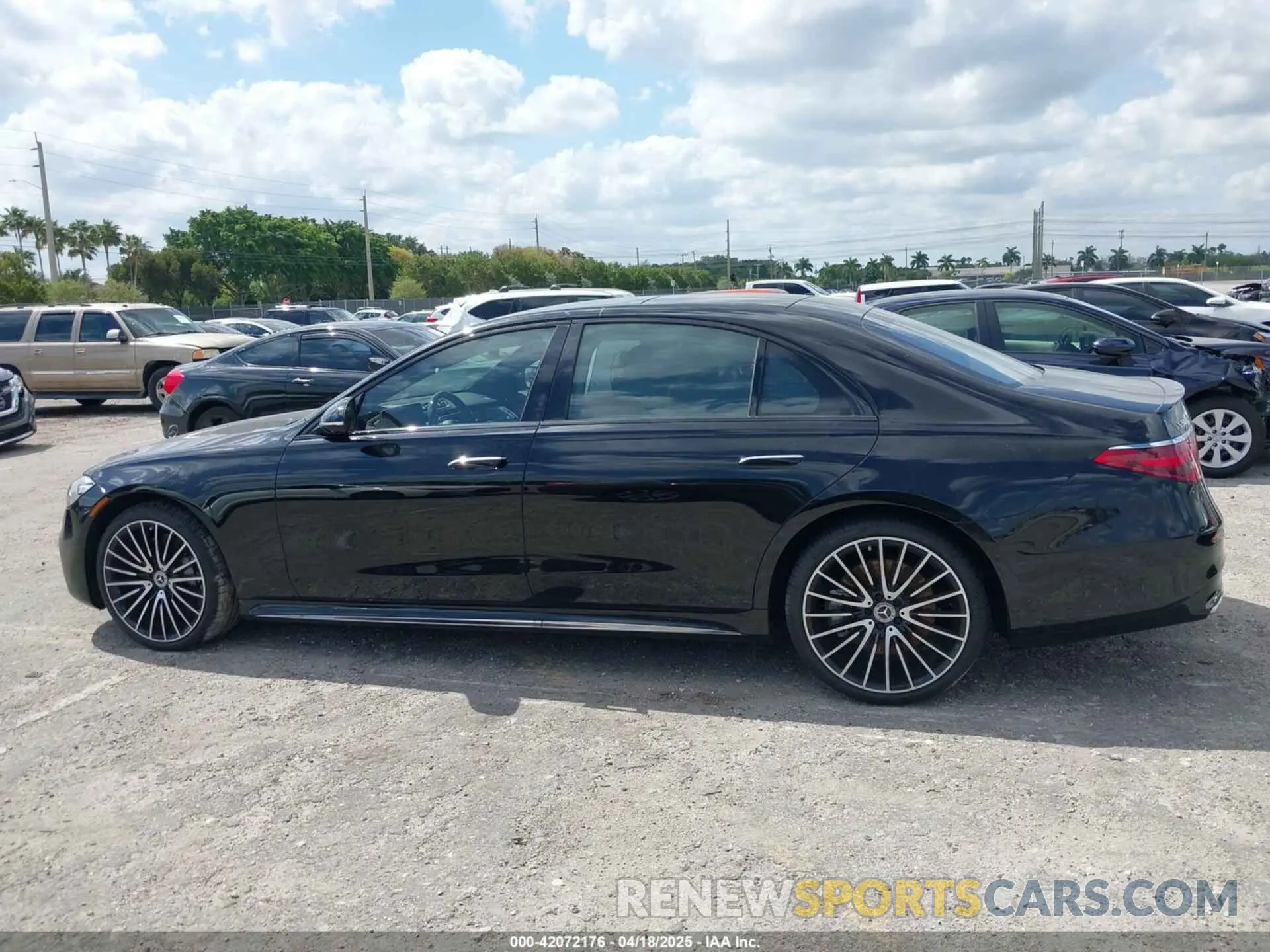 15 fotografías del automóvil dañado W1K6G7GB4RA304144 MERCEDES-BENZ S 580 2024