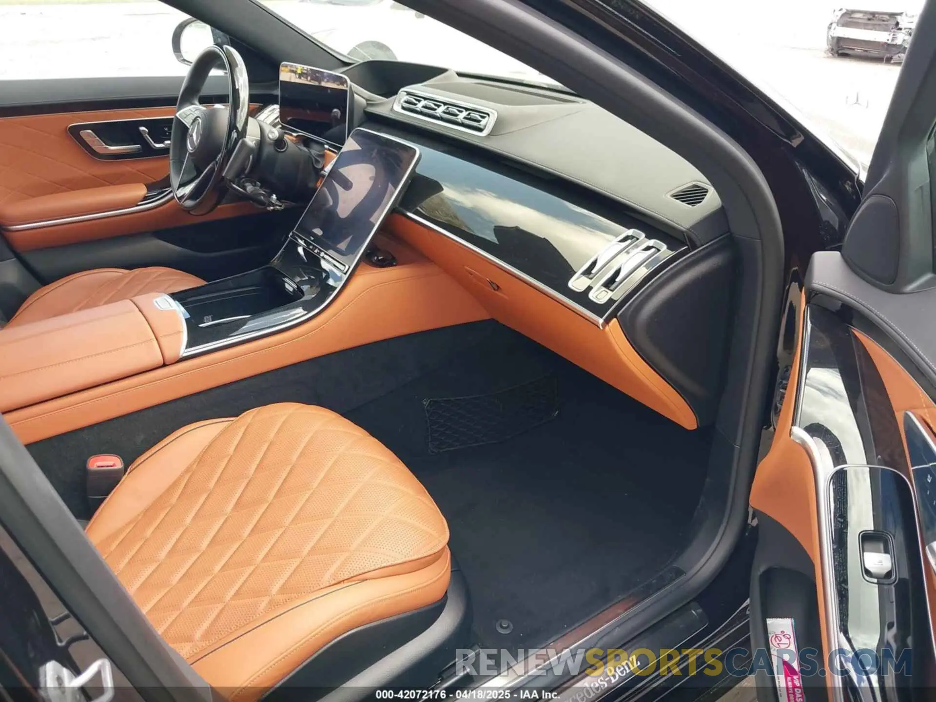 5 fotografías del automóvil dañado W1K6G7GB4RA304144 MERCEDES-BENZ S 580 2024