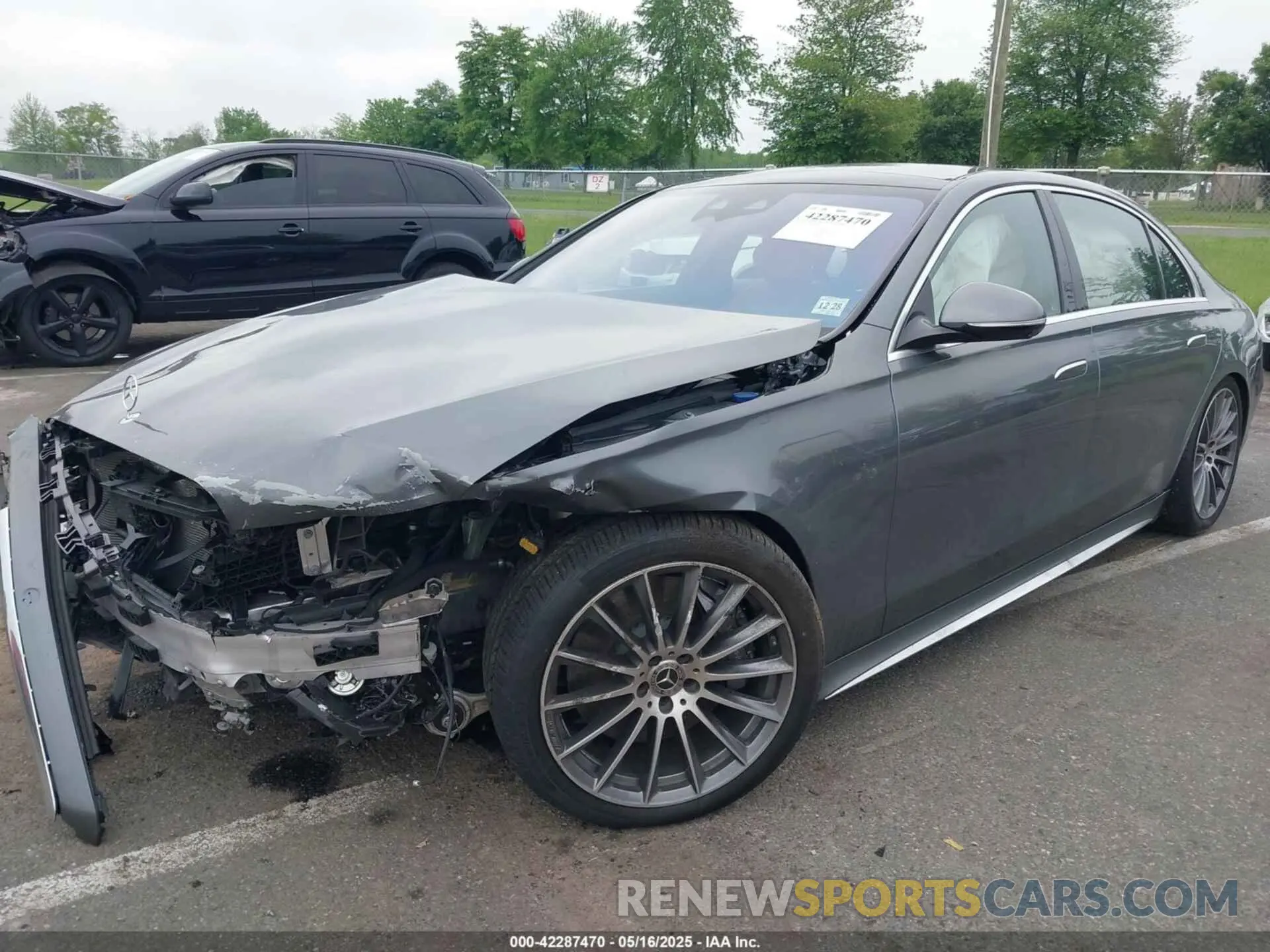 2 fotografías del automóvil dañado W1K6G7GBXRA269738 MERCEDES-BENZ S 580 2024