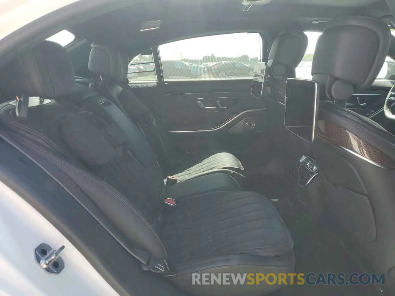 10 fotografías del automóvil dañado W1K6G8CB0RA269470 MERCEDES-BENZ S 63 E PER 2024
