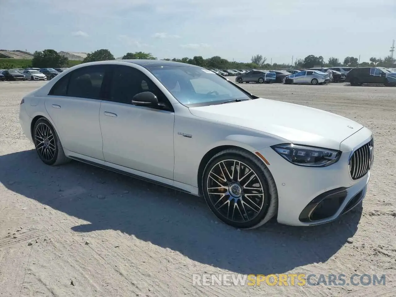 4 fotografías del automóvil dañado W1K6G8CB0RA269470 MERCEDES-BENZ S 63 E PER 2024