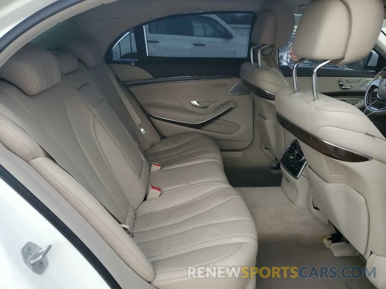 10 fotografías del automóvil dañado WDDUG8CB8HA310174 MERCEDES-BENZ S-CLASS 2017