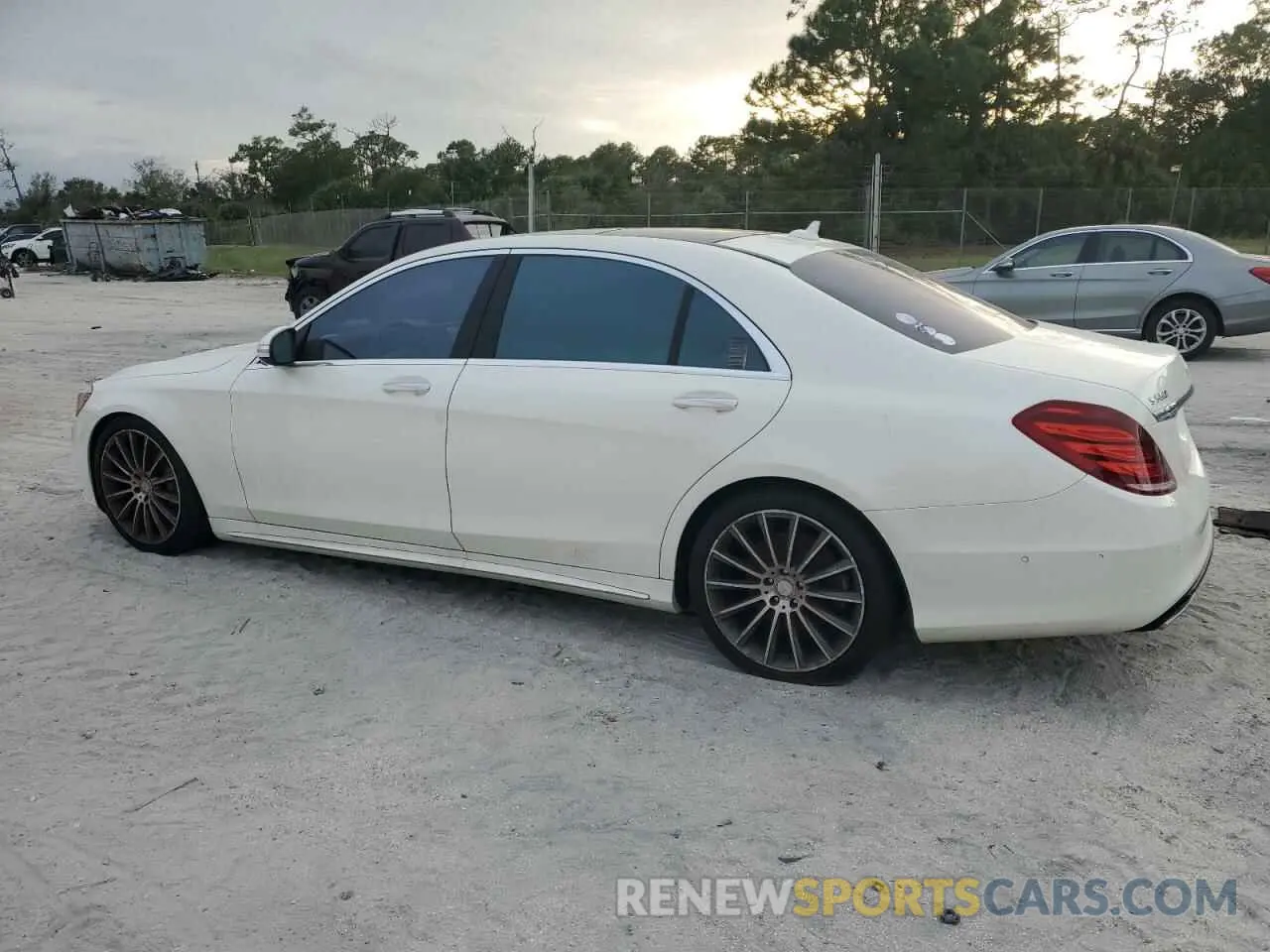 2 fotografías del automóvil dañado WDDUG8CB8HA310174 MERCEDES-BENZ S-CLASS 2017