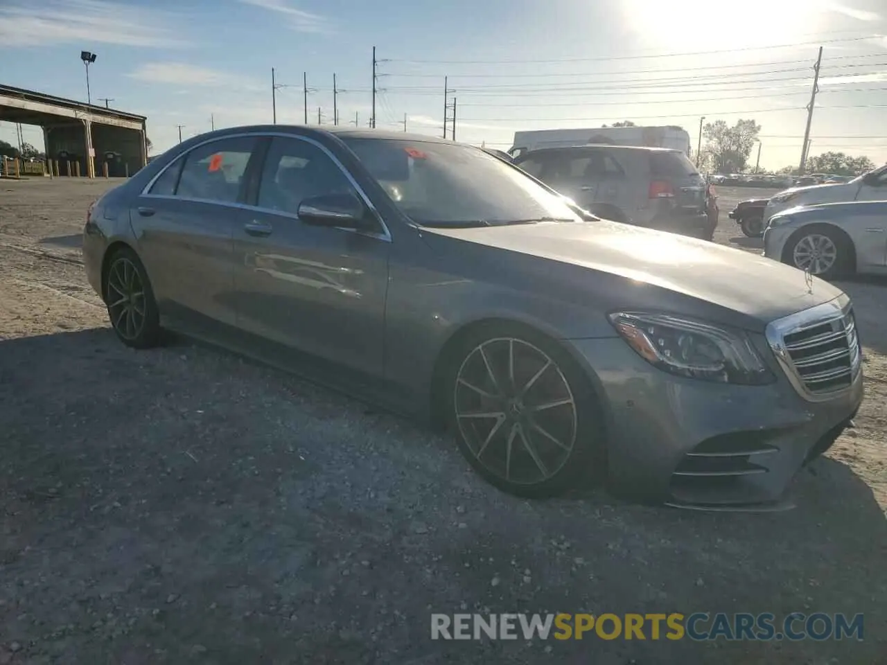 4 fotografías del automóvil dañado WDDUG6GB7KA453106 MERCEDES-BENZ S-CLASS 2019