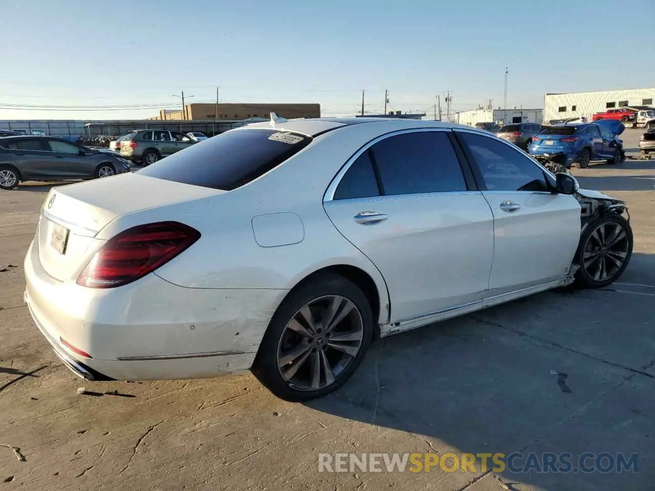 3 fotografías del automóvil dañado WDDUG6GB8KA475762 MERCEDES-BENZ S-CLASS 2019