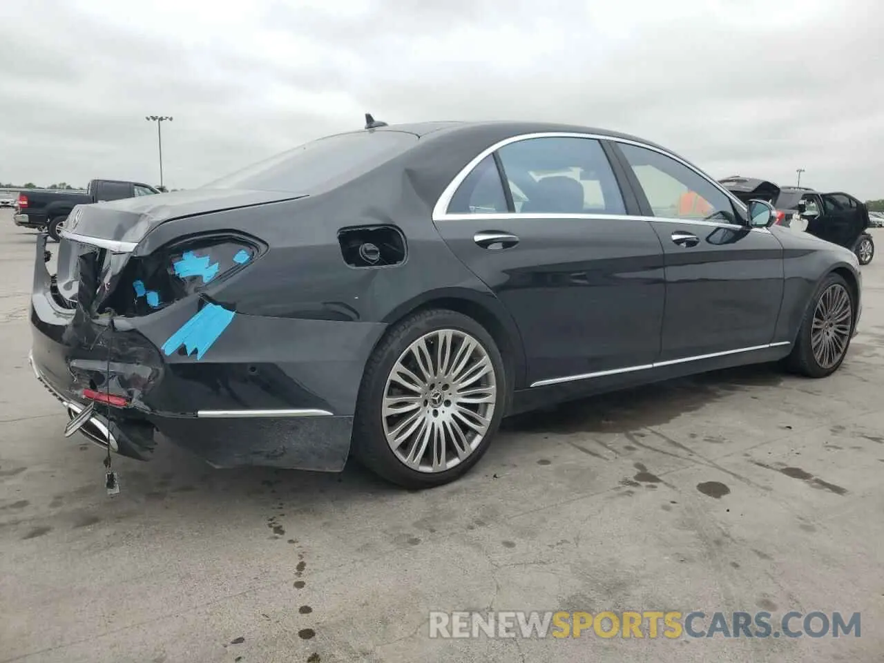3 fotografías del automóvil dañado WDDUG8DB5KA468283 MERCEDES-BENZ S-CLASS 2019