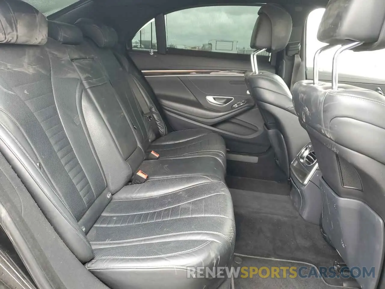 10 fotografías del automóvil dañado WDDUG8DB5KA474794 MERCEDES-BENZ S-CLASS 2019
