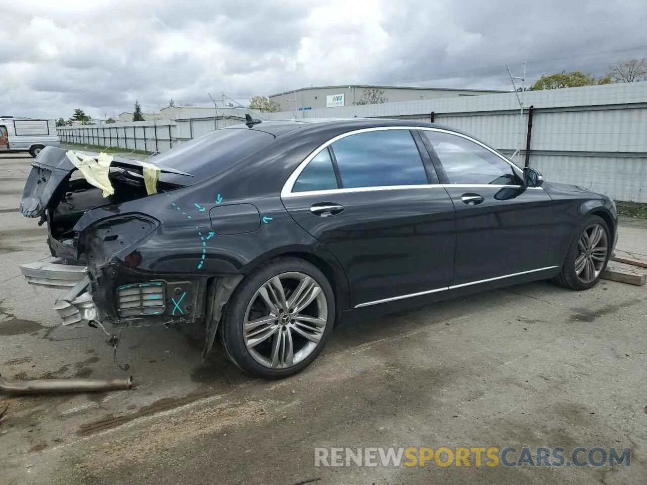 3 fotografías del automóvil dañado WDDUG8DB5KA474794 MERCEDES-BENZ S-CLASS 2019