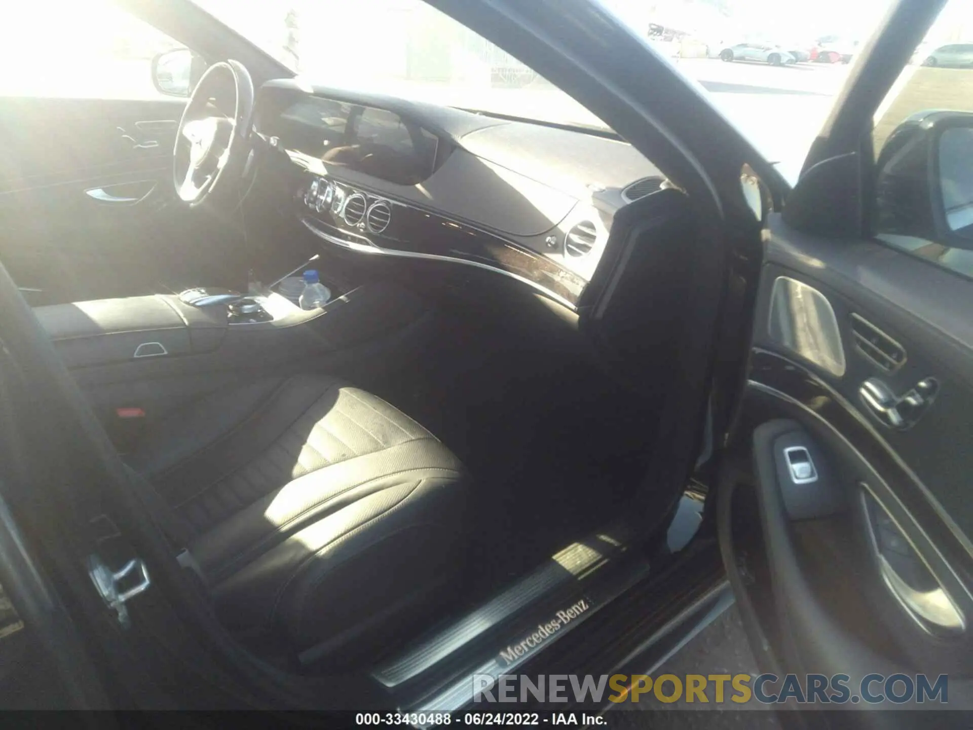 5 fotografías del automóvil dañado WDDUG8DB9KA486317 MERCEDES-BENZ S-CLASS 2019