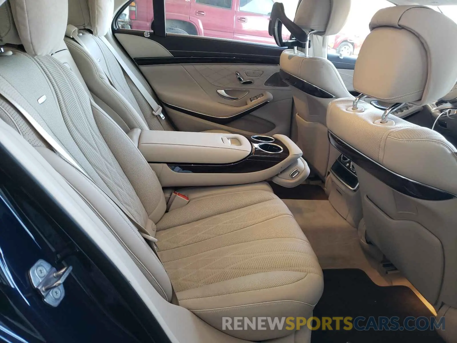 6 fotografías del automóvil dañado WDDUG8JB1KA464882 MERCEDES-BENZ S-CLASS 2019