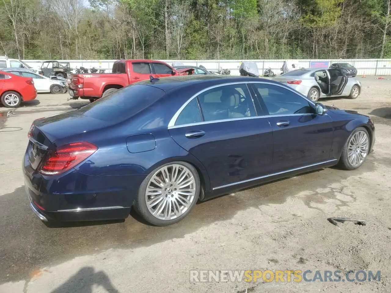 3 fotografías del automóvil dañado W1KUG8DB1LA586803 MERCEDES-BENZ S-CLASS 2020