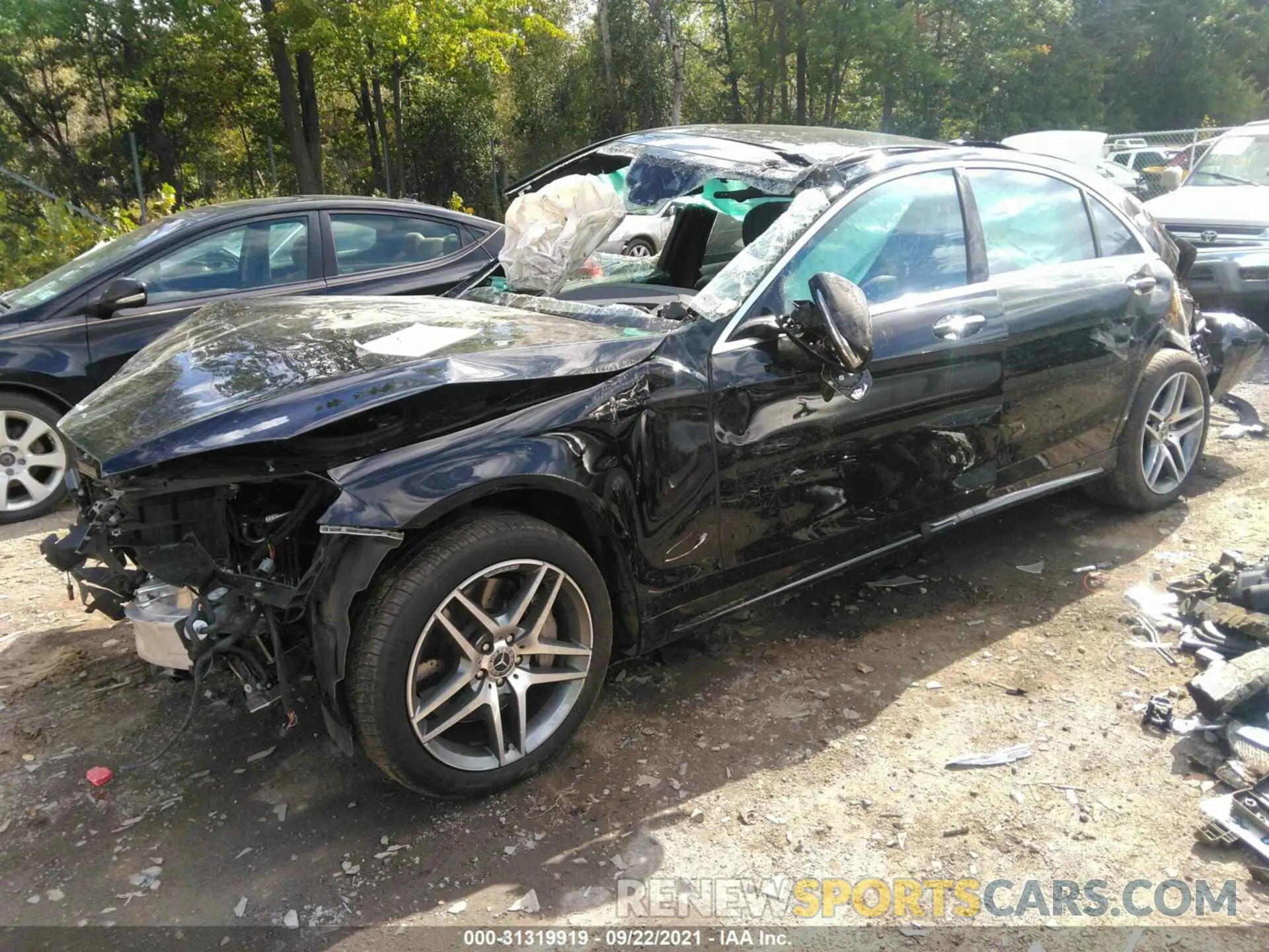 2 fotografías del automóvil dañado W1KUG8GB6LA571001 MERCEDES-BENZ S-CLASS 2020