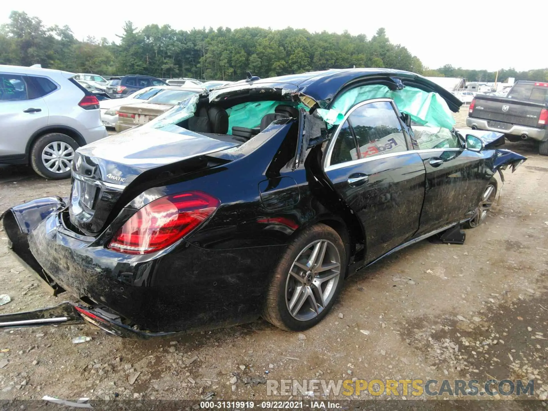4 fotografías del automóvil dañado W1KUG8GB6LA571001 MERCEDES-BENZ S-CLASS 2020