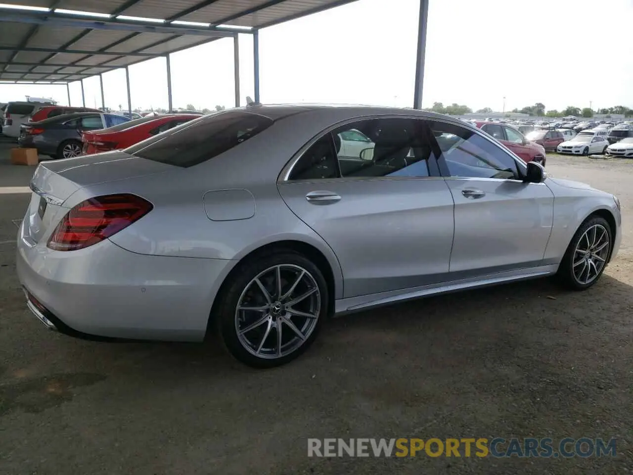 3 fotografías del automóvil dañado WDDUG8DB0LA519190 MERCEDES-BENZ S-CLASS 2020
